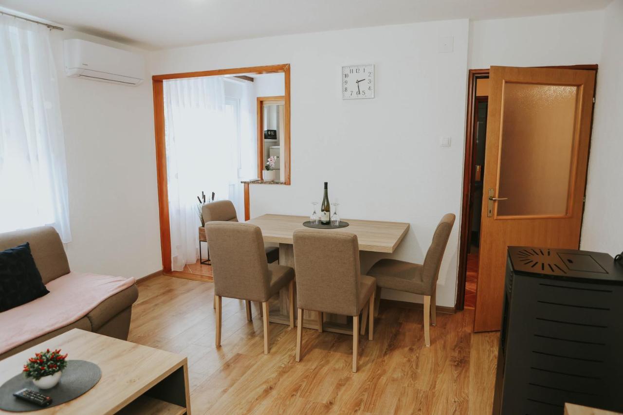 I&T Apartman Gospić Zewnętrze zdjęcie